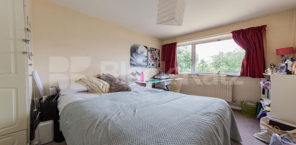 Spacious 3 bedroom property with balcony located near Archway tube station Fairbridge Road, Archway